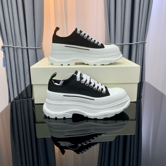 Alexander McQueen sneakers - Picture 5 of 5